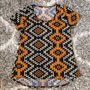 Lularoe Classic T -XS, New without tags